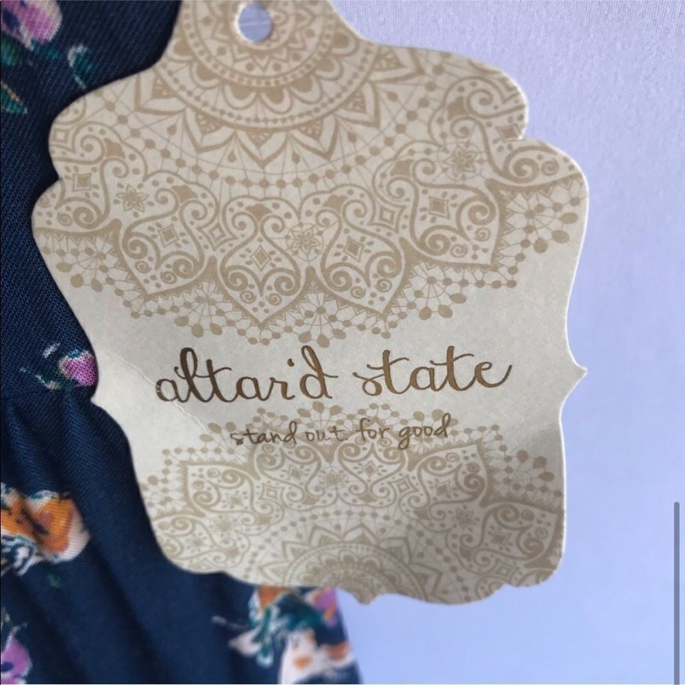 Altar’d State NWT Navy Floral Dress - Picture 4 of 9